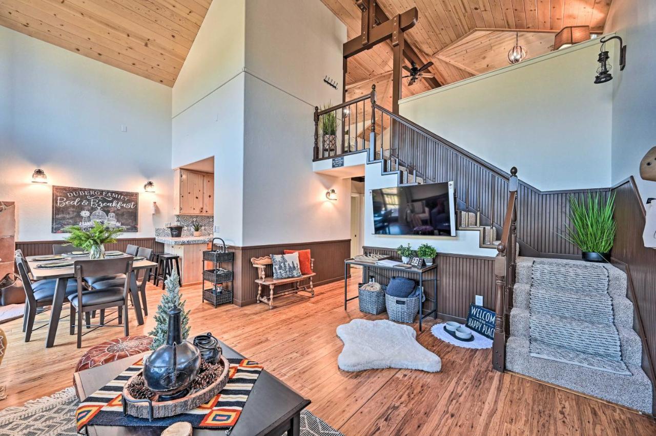 Inviting Julian Home With Scenic View And Hot Tub Exterior photo