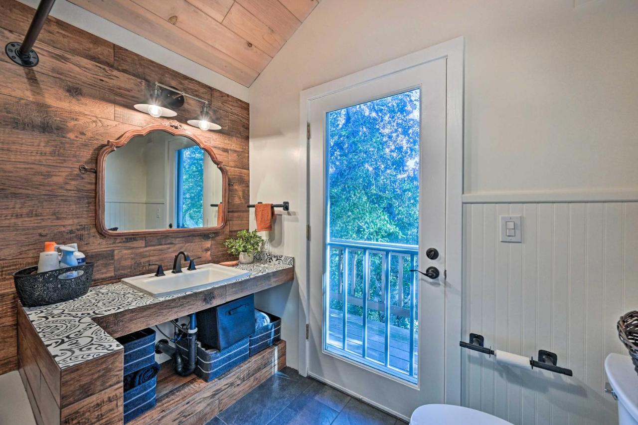 Inviting Julian Home With Scenic View And Hot Tub Exterior photo